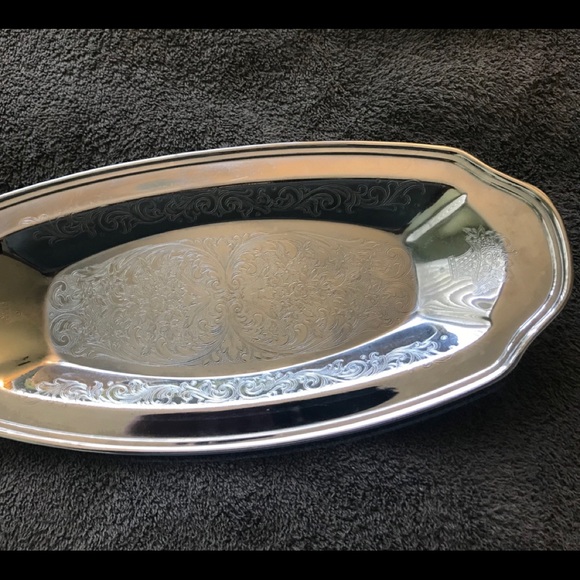 VINTAGE STAINLESS STEEL “ENGRAVED” SERVING TRAY - Picture 3 of 3